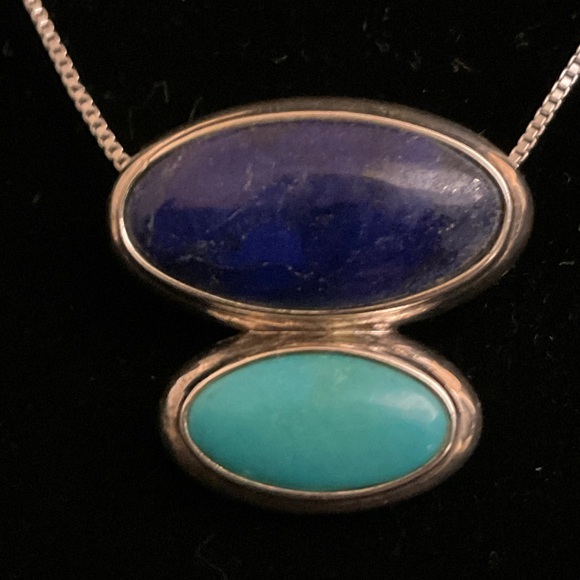 🌺 Vintage Lapis Turquoise and Sterling Silver Necklace with Spring Clasp. - Picture 6 of 10